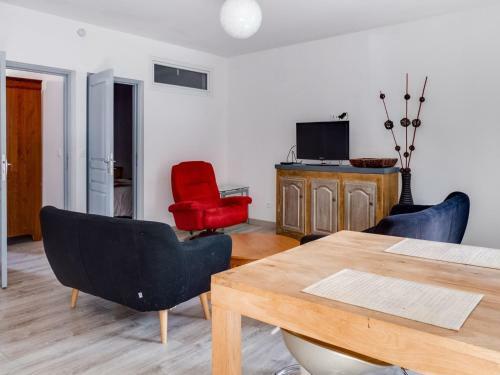 Blissful Apartment In Saint Chamond With Balcony