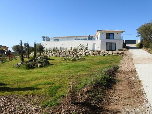 Villa D'architecte Avec Vue Mer Et Piscine Chauff�e