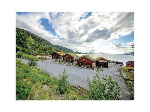 Holiday Home Ikornnes Hytte III