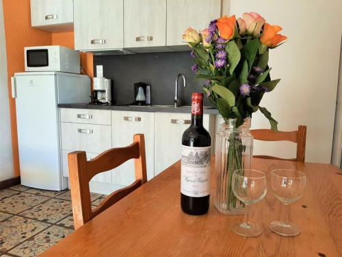 Comfy Holiday Home In Saint-savinien With Sauna