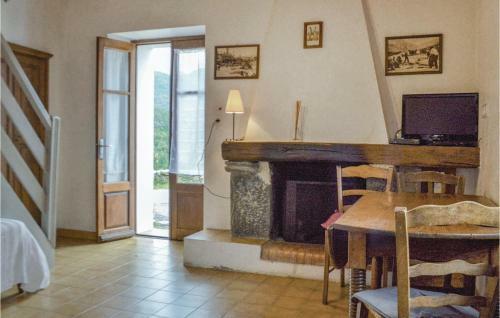 Two-bedroom Holiday Home In San Lorenzu