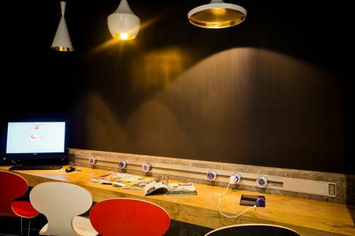 Hotel Ibis Lyon Carre de Soie