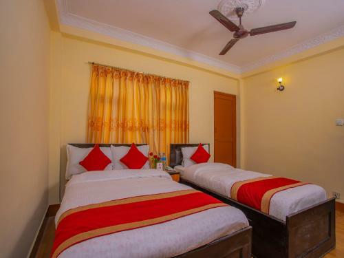 Hostal Grand Millennium Guest House