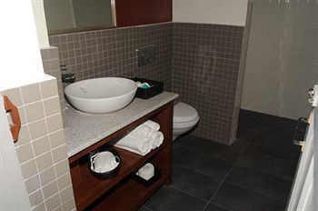 Shambaling Boutique Hotel