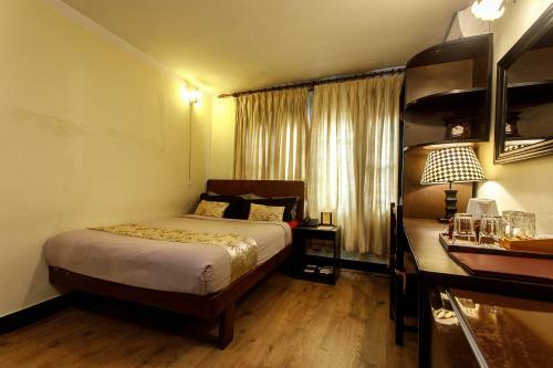 Hotel Ambassador Garden Home