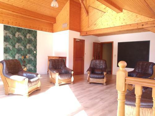 Hotel La Belle Charbonni�re