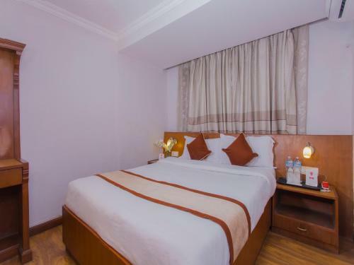 Hotel Osho Holiday Inn