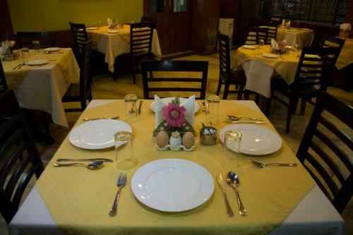 Hotel Rama Inn Boutique Home