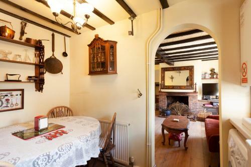 Rosehip Cottage