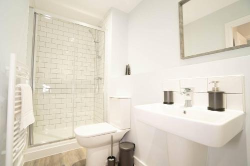 Cosy New-build Apartment With Netflix