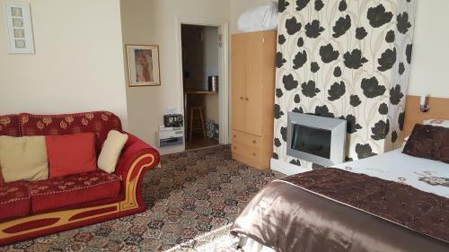 Norwyn Court Holiday Apartments