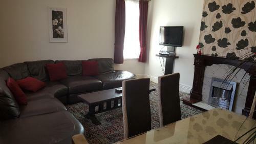Norwyn Court Holiday Apartments