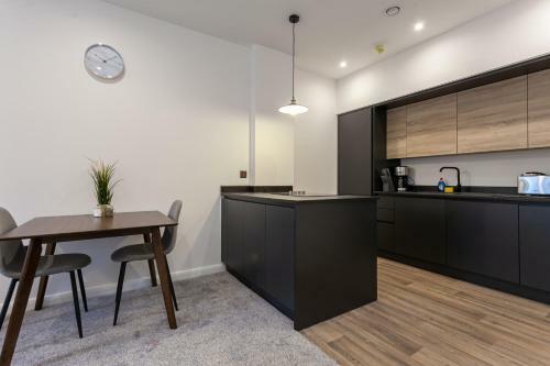 Fantastic 1 Bedroom Apartment In Bolton