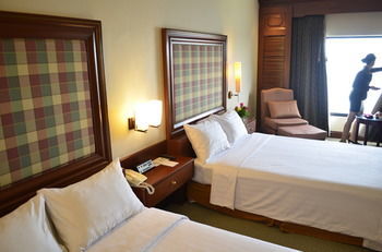 Hotel Cambodiana