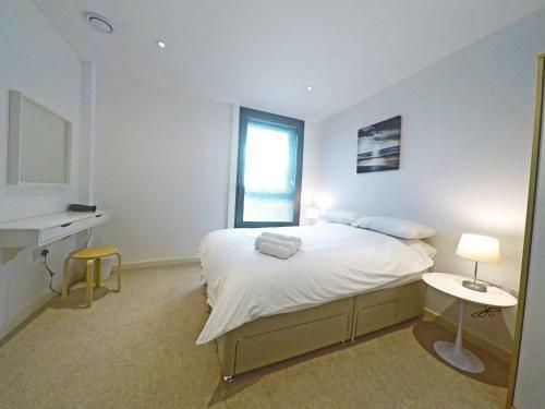 West Side Apartments -brentford, London