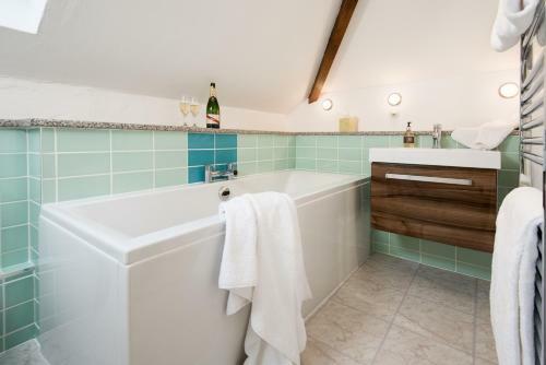 Gill Cottage Hot Tub