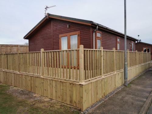 Beautiful 2-bed Cabin In Bridlington
