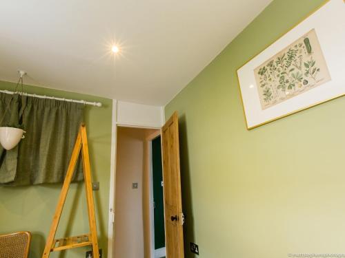 Exquisite 3bdr Botanical Oasis In Central Brighton