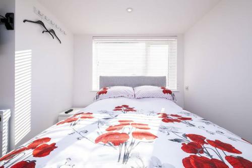 Brand New Studio Apartment With Parking