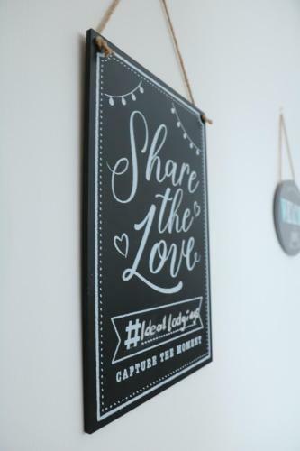 Ideal Home Away In Bury And Whitefield