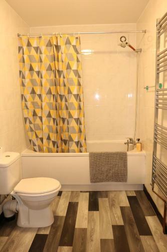 Ideal Home Away In Bury And Whitefield