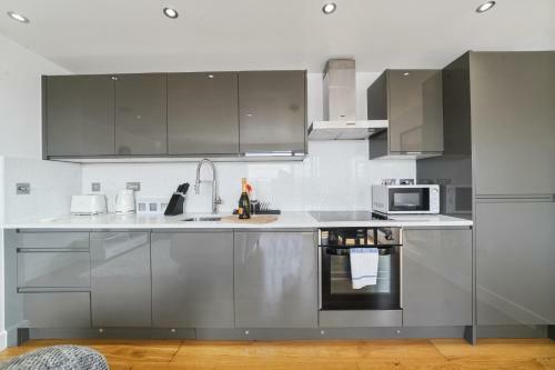 The Elm Serviced Apartments Camberley