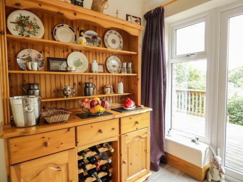 Whirligig Cottage