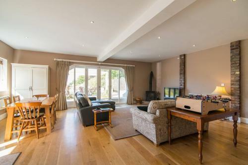 Picturesque Chester Abode With Free Wifi