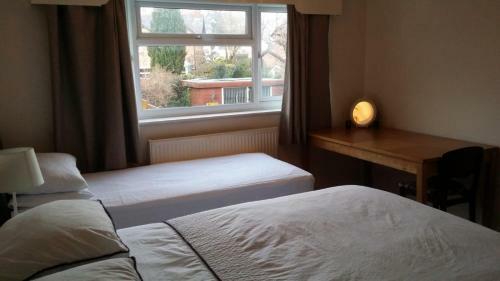 Beautiful 2-bed House In Chester