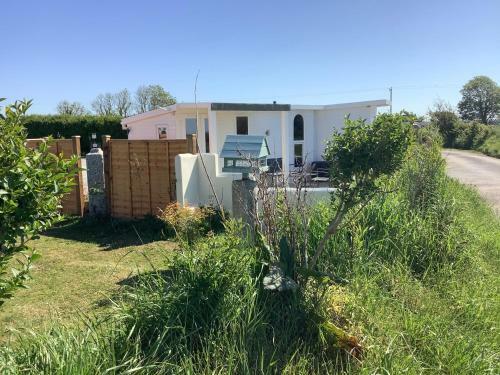 Garden View, A Cosy Glamping Style Cabin For Two