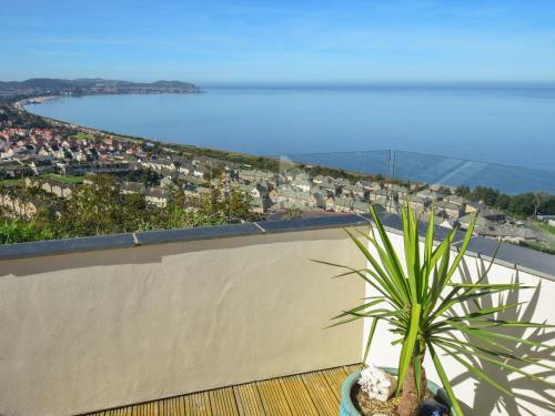 Sea-prize View
