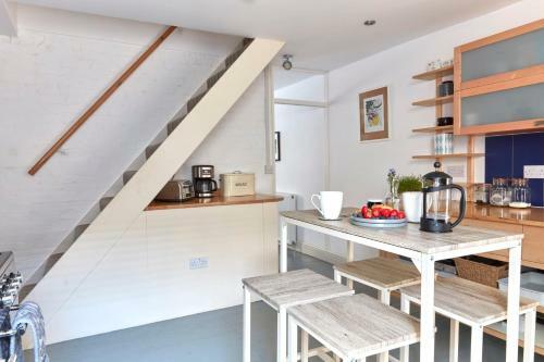 Pebble Cottage - A Few Mins To The Beach