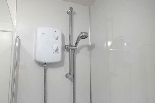 ?bright Apartment, Near University + City Centre?