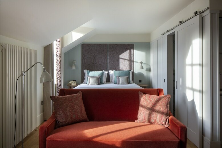 Cheval Abbey Strand Apartments, At Holyrood