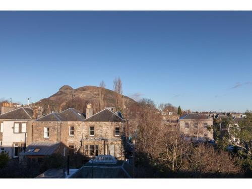 Apartamento Quiet, Convenient With Nice View Of Arthur's Seat.
