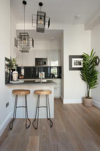 Holyrood Park City Centre Apartment