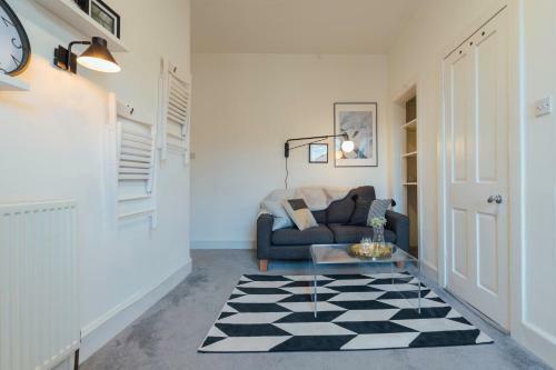 Stylish And Comfortable City Centre Apartment