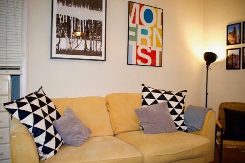Apartamento Charismatic Central 3 Bed Next To Leafy Meadows