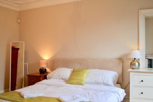 Apartamento Stunning 3 Bedroom City Centre Home