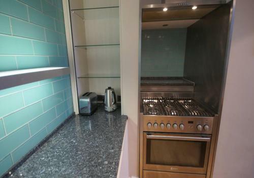 Altido Edinburgh Spacious Apartment - Royal Mile