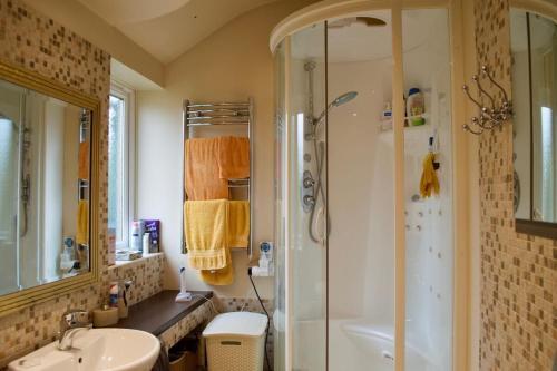 Apartamento 2 Bedroom Flat With Parking And Private Garden