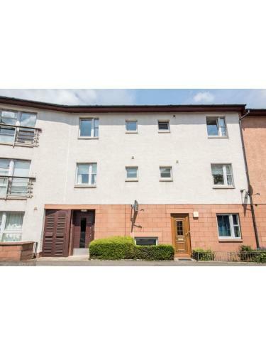 Immaculate 2 Bed House, Sleeps 6, Free Parking