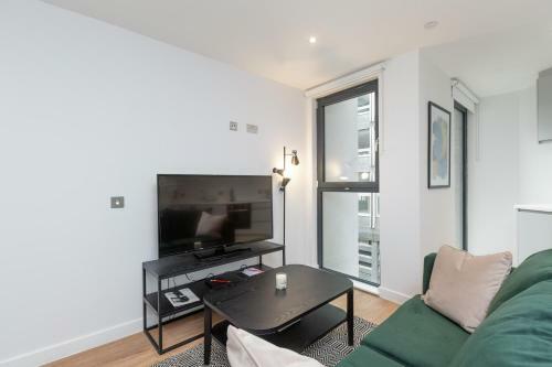 Altido Brand New Studio Apartment With Castle View
