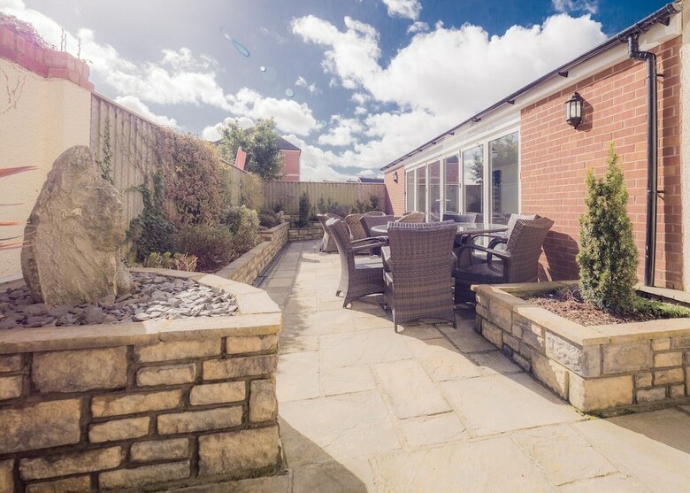 Tlc Exmouth Bed And Breakfast