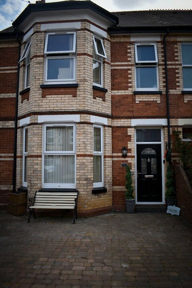 Tlc Exmouth Bed And Breakfast