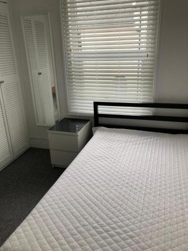4-bed House In Exeter 30 Mins Drive To The Beach