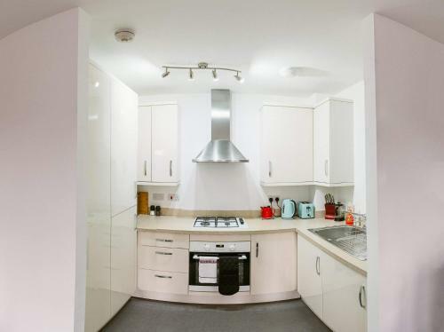 Farnborough Airport Twin Bed Apartment