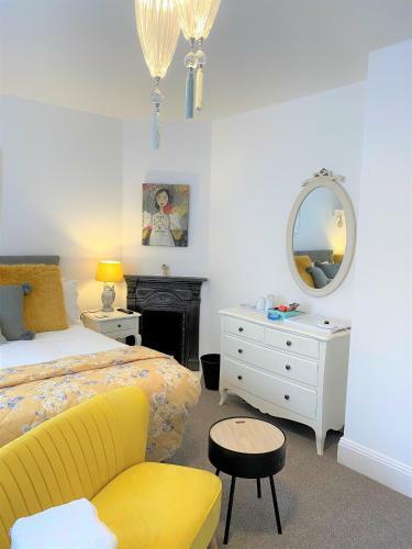 Hostal Abbots Leigh