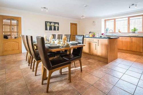 The Granary With Hot Tub Near Perth Perthshire