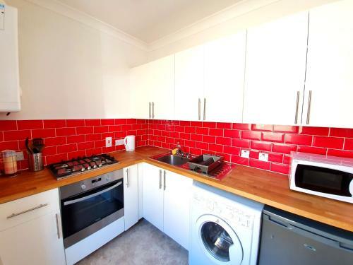 Apartamento Airy, Studio In The Heart Of West End